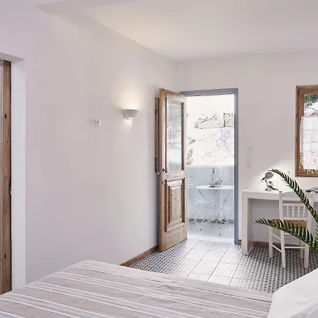 Апартаменты Kalithea Hills 1 Коскину